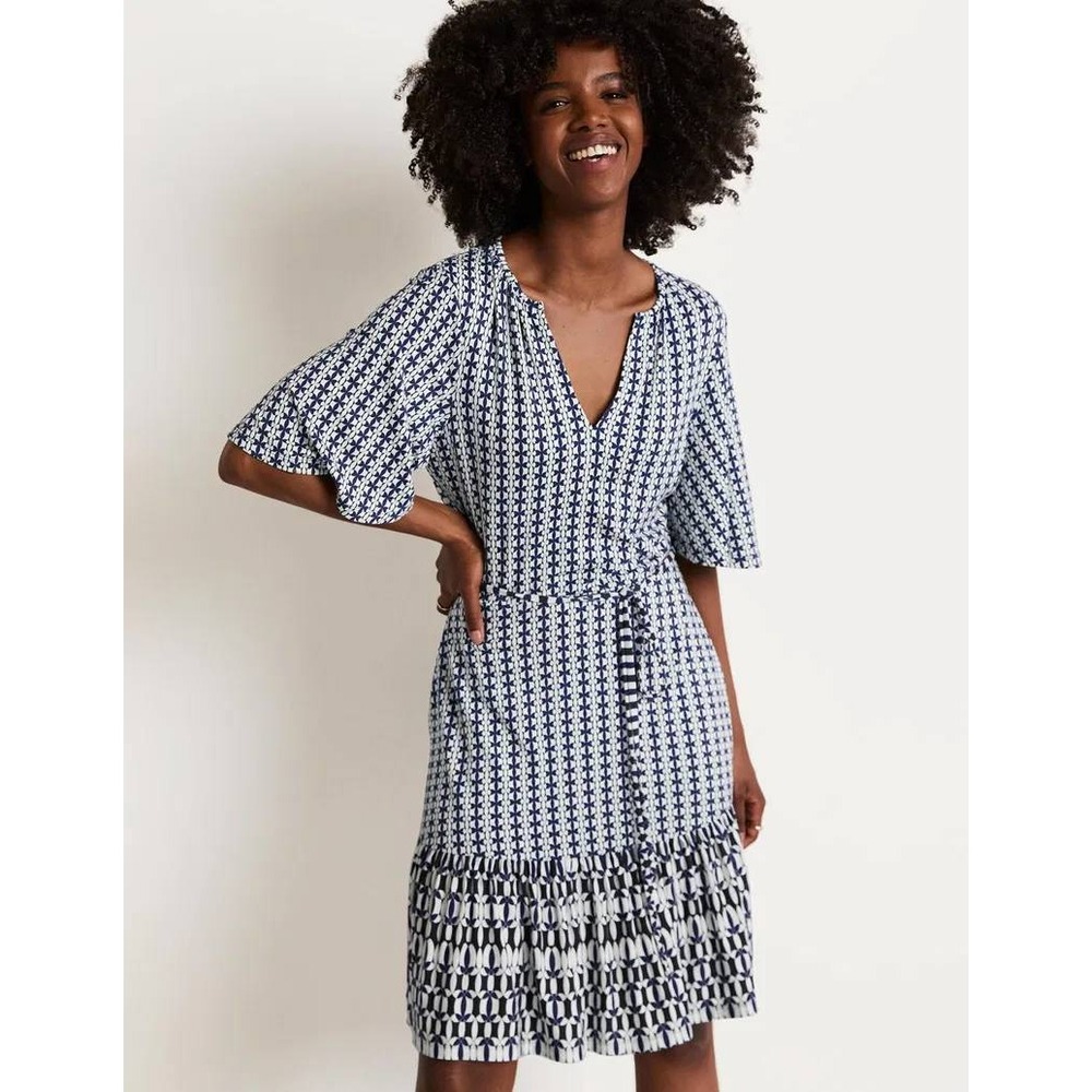 Boden Notch Neck Tiered Jersey Dress Blue & White Geometric Stretch Midi Size 10